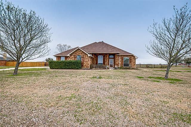 1st image of 436 Country Manor Ln