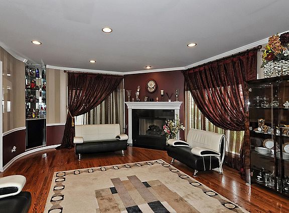 4th image of 150 Estate Dr