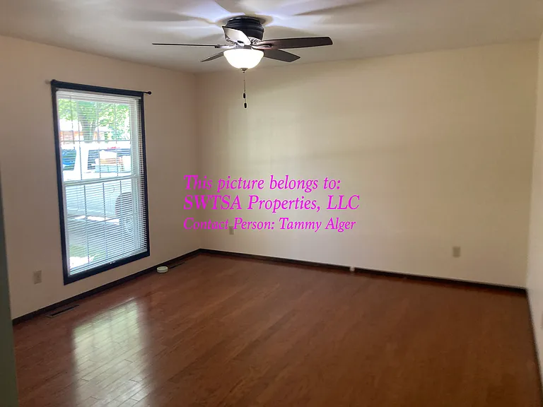 130 N Wynwood Ave — Photo 3