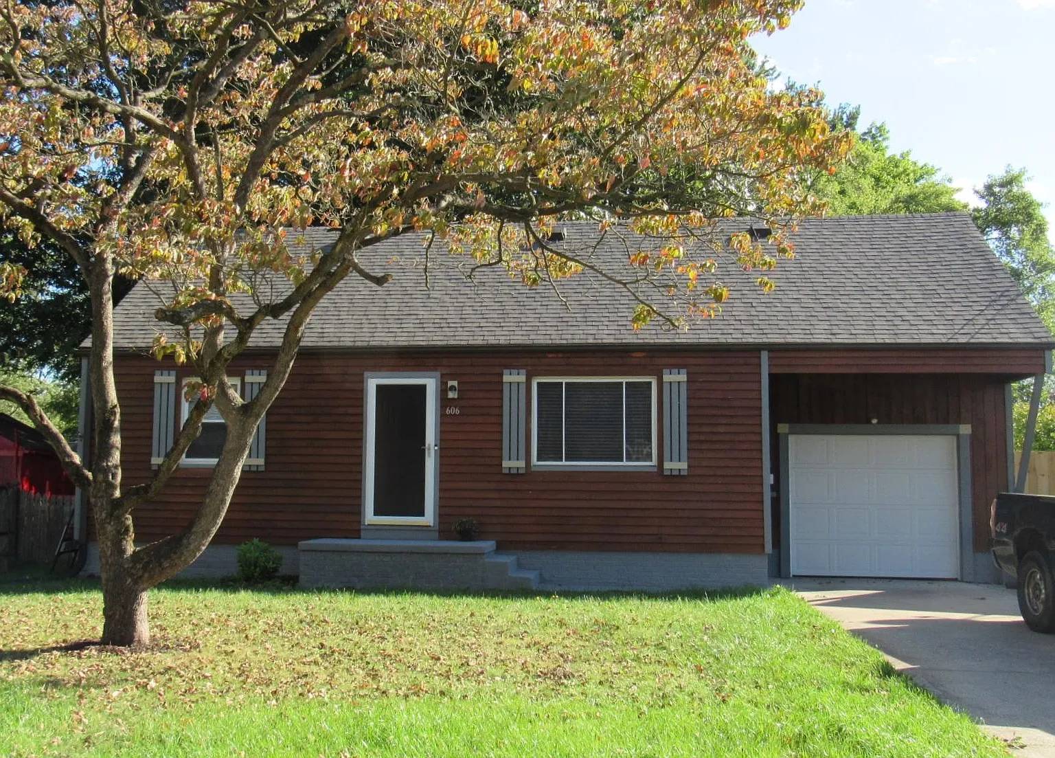 3 bed, 1368 sqft, $1,625 — Photo 1