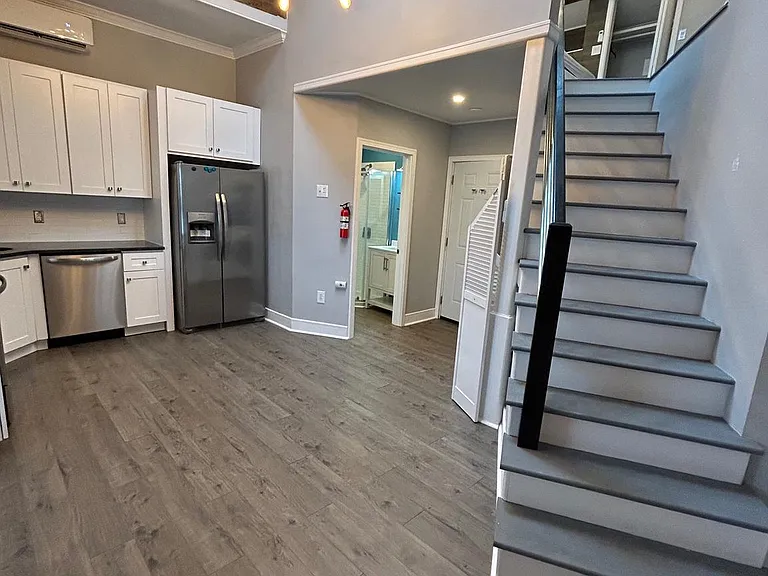 13 N 4th Ave #17 — Photo 8