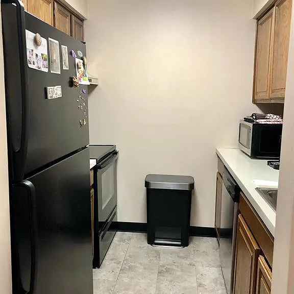 5013 Ravens Crest Dr — Photo 10