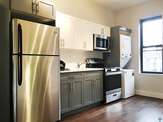 Rented by Bedford Brownstone Realty | media 11