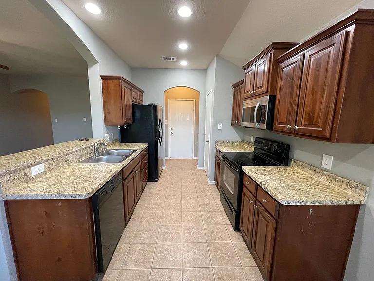 4533 Wheatland Dr — Photo 9