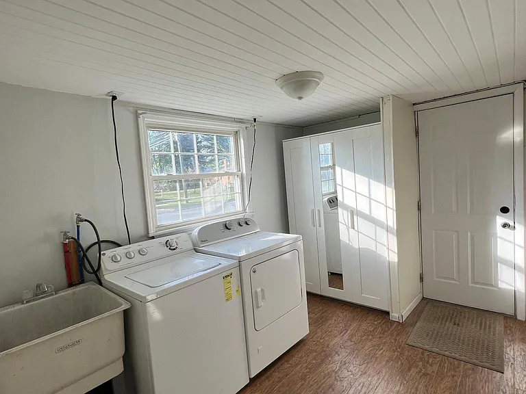 430 S Webik Ave — Photo 8