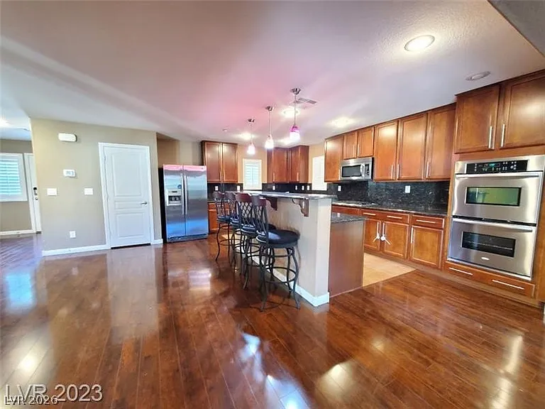 2081 Self Portrait St — Photo 13