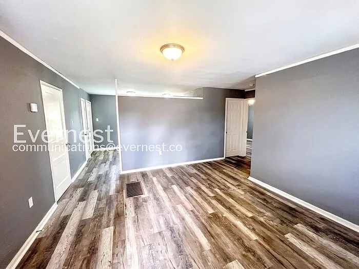 40 Hiland Pl #B — Photo 3