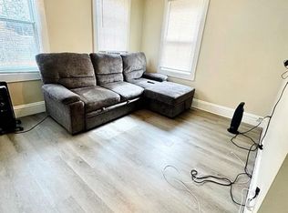 61 Chancery St #1, New Bedford, MA 02740