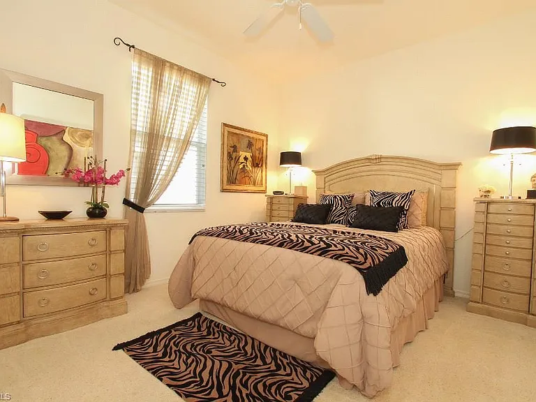 26343 Clarkston Dr — Photo 13
