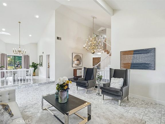 4th image of 1264 S Lemon Ave