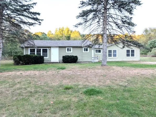 12965 Seventeen Mile Rd NE, Gowen, MI 49326