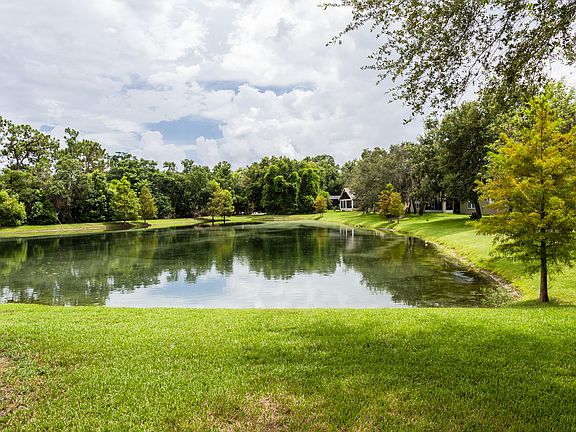 4th image of 509 Misty Oaks Run