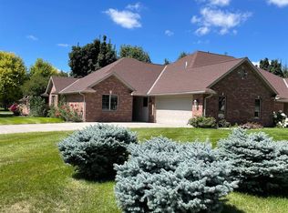 1621 Lakewalk Dr, Norfolk, NE 68701
