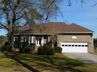 232 Plantation Dr, Manning, SC 29102