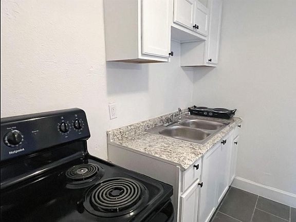 2nd image of 11 Norwood St #8
