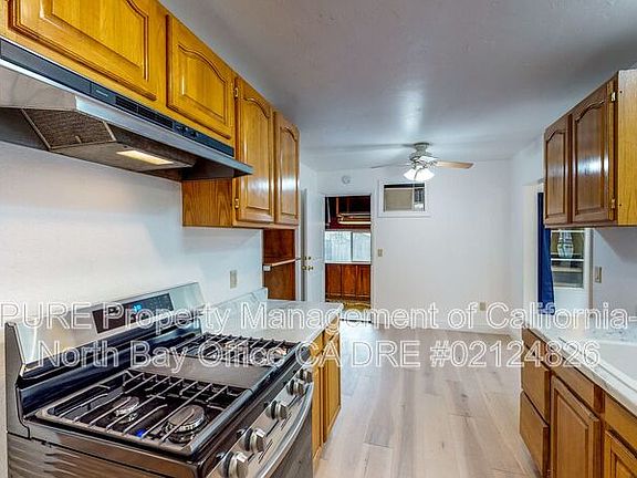 4th image of 292 Shahan Dr