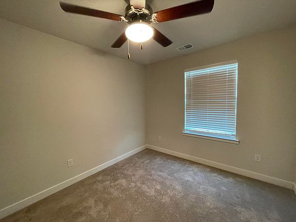 5th image of 121 Grand Palm Ln