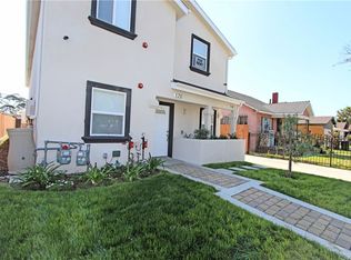 120 W 70th St, Los Angeles, CA 90003