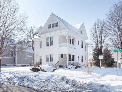 1326 Main St, Davenport, IA, 52803
