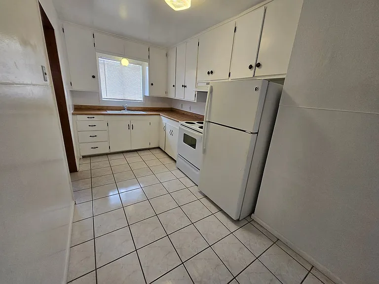 1 1/2 W La Paloma Ln #A — Photo 7