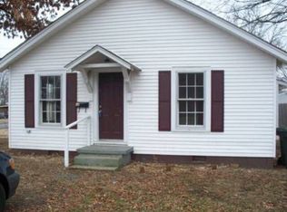 709 Sycamore St, Murray, KY 42071