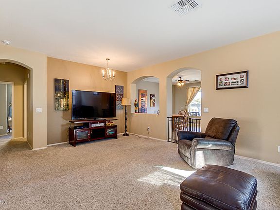 3rd image of 1727 S 169th Ave
