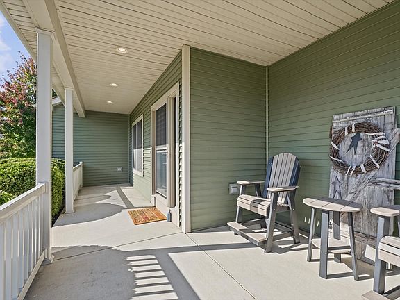 4th image of 1000 Reagan Dr