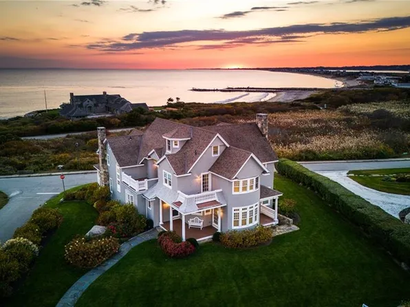 7 Fenway Rd, Westerly, RI 02891