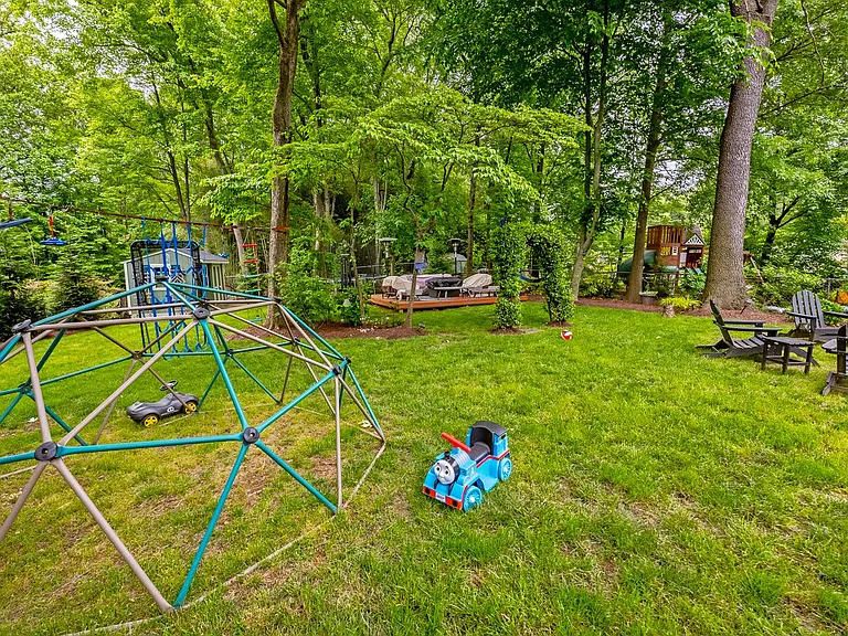 4625 Willet Dr — Photo 38