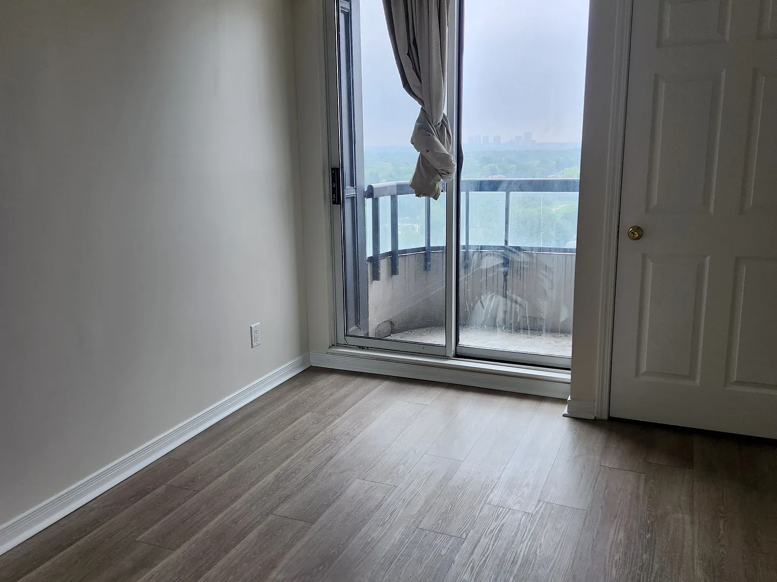 8 Hillcrest Ave — Photo 4