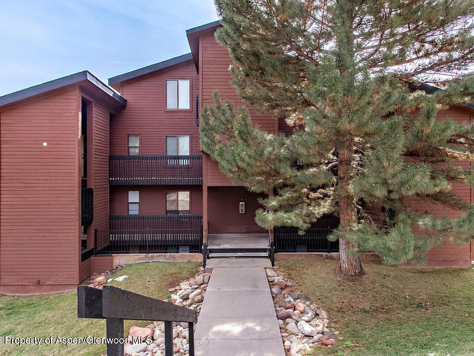 1st image of 2822 Hager Ln #2D