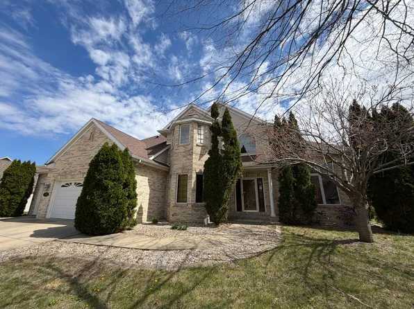 1808 Vale St, Champaign, IL 61822