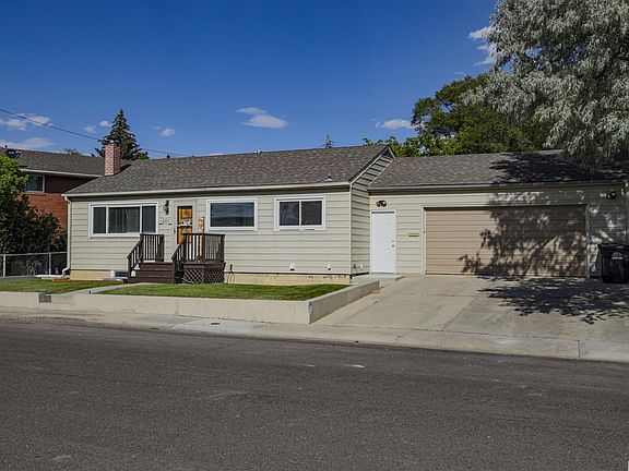 2nd image of 1306 Liberty Dr