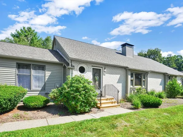 419 Southwick Rd APT M56, Westfield, MA 01085