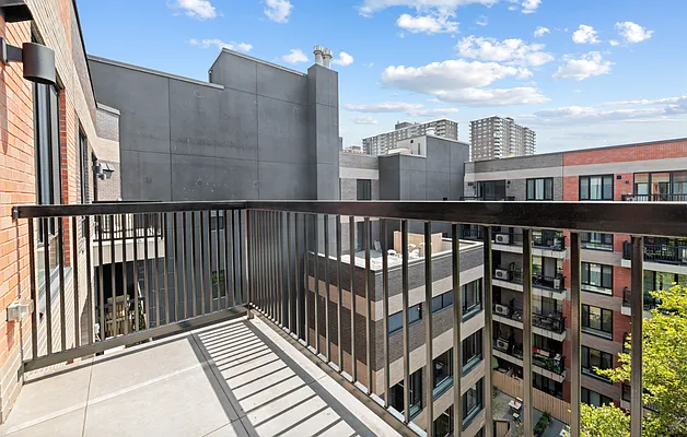 Rented by Living New York | media 30