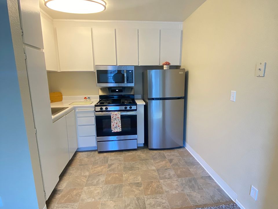 1st image of 1220 Garbo Way APT 207