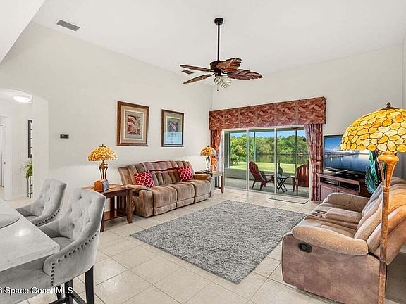 4th image of 1486 Grand Isle Blvd