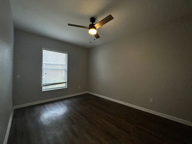 2620 Regency Oak Ln — Photo 26