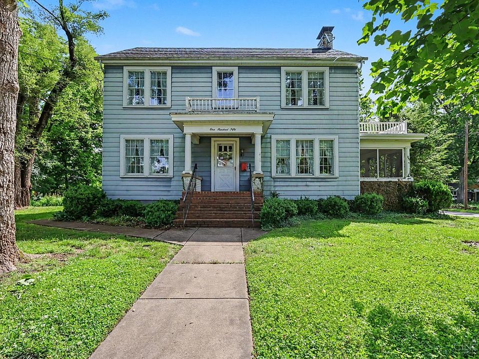 1st image of 150 Laurel Ave