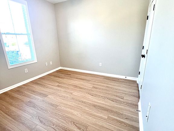 Front 2nd bedroom