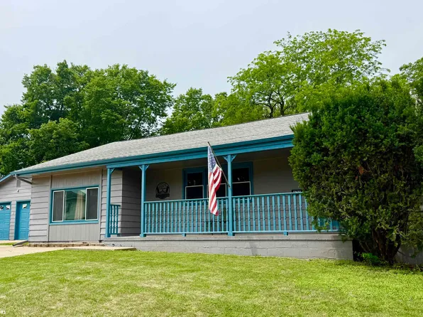 620 N Maple St, Creston, IA 50801