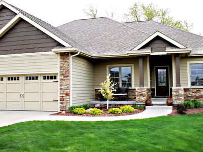 5009 160th St, Urbandale, IA, 50323