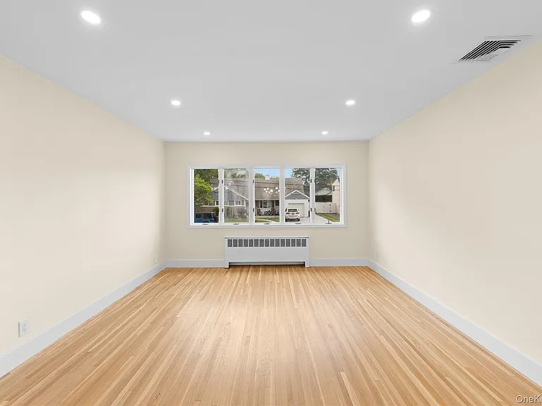 31 Cail Dr — Photo 8