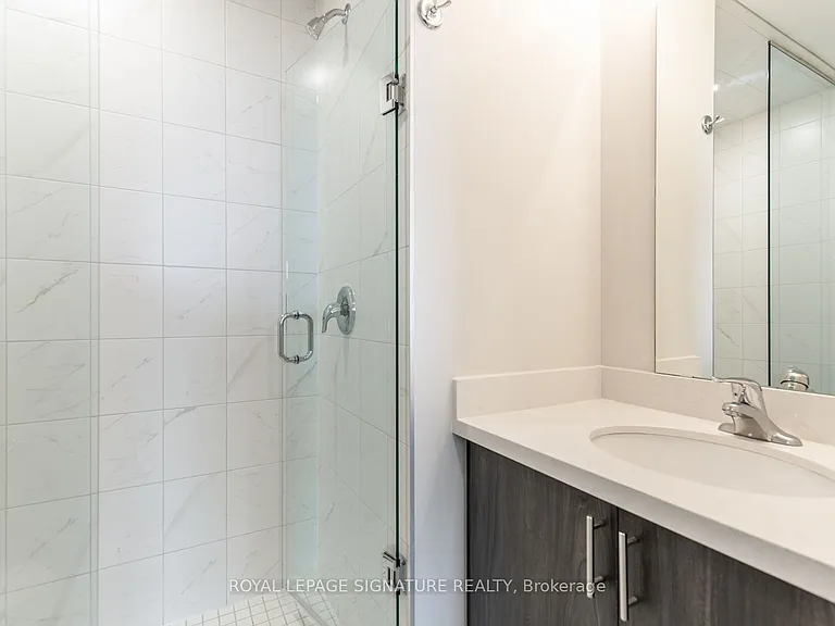 57 Markle Cres — Photo 22