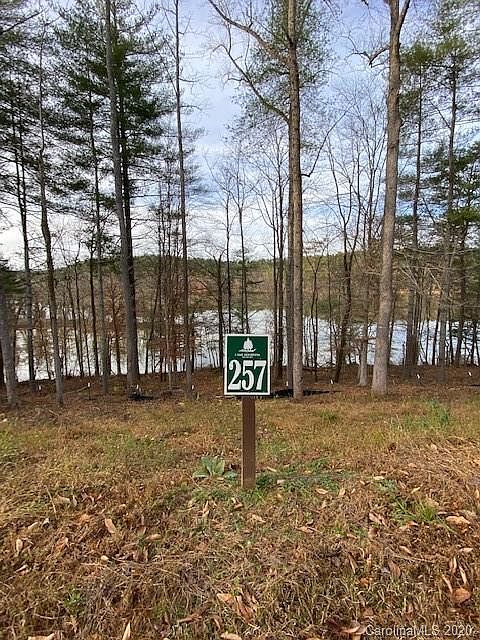 1st image of 524 Settings Blvd #257