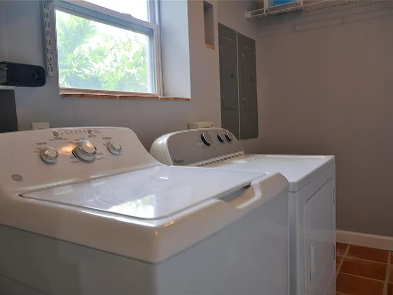 3012 W Fair Oaks Ave — Photo 22