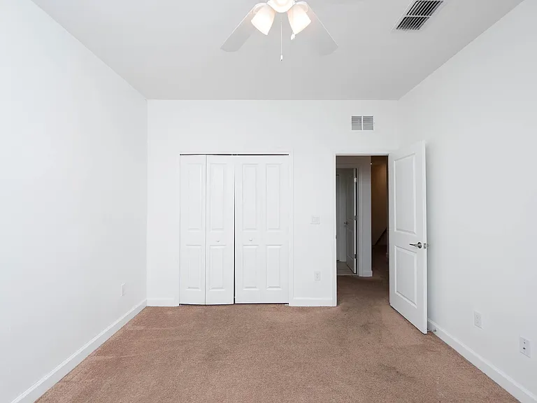 15218 Sunny Day Dr — Photo 44