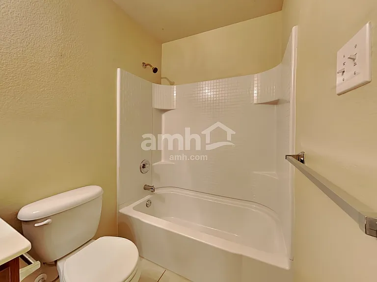 10305 Fossil Valley Dr — Photo 16