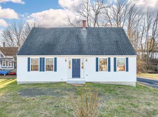 15 Cram Ave, Pittsfield, NH 03263