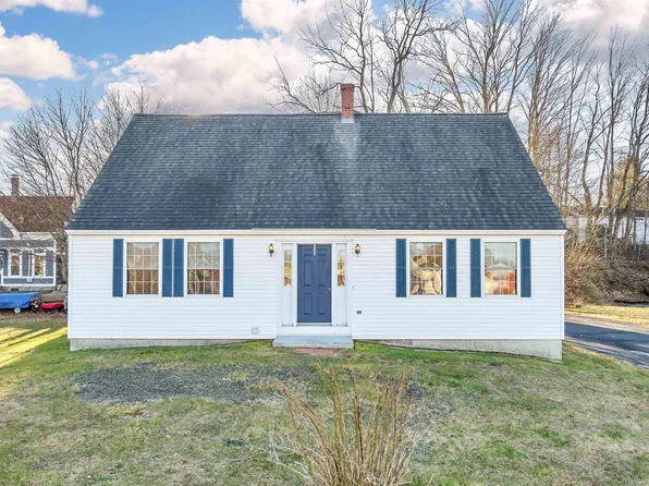 15 Cram Avenue, Pittsfield, NH 03263